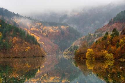 Bulgariuan autumn reflections